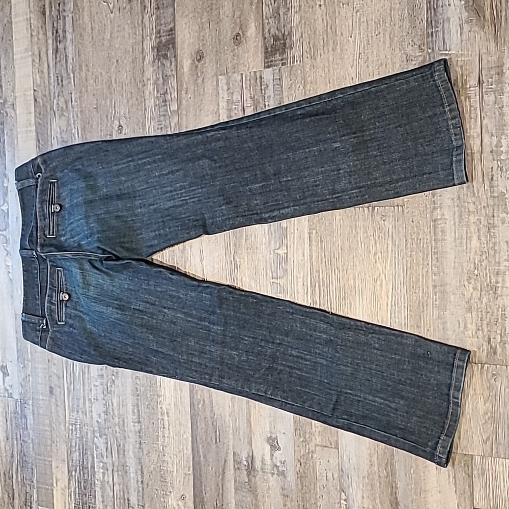 Ann Taylor Modern Fit Lindsay Waist | Dark Wash Size 4 Jeans - Picture 2 of 8